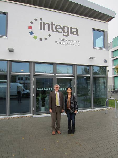 Shiori Kato und Karl Bubenheimer von der Integra