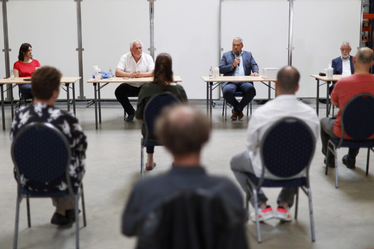 Freundliche Übernahme